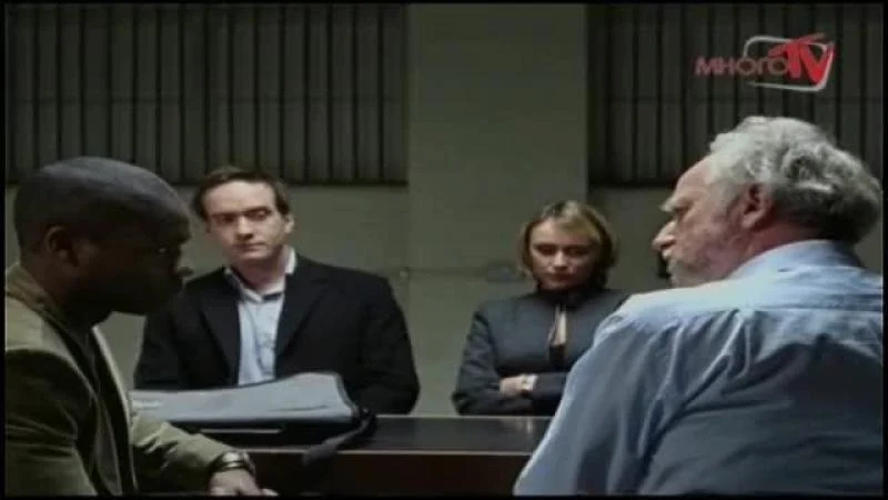 Кадры из сериала Призраки (2002)