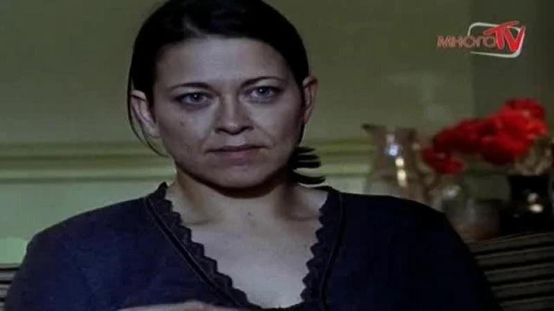 Кадры из сериала Призраки (2002)