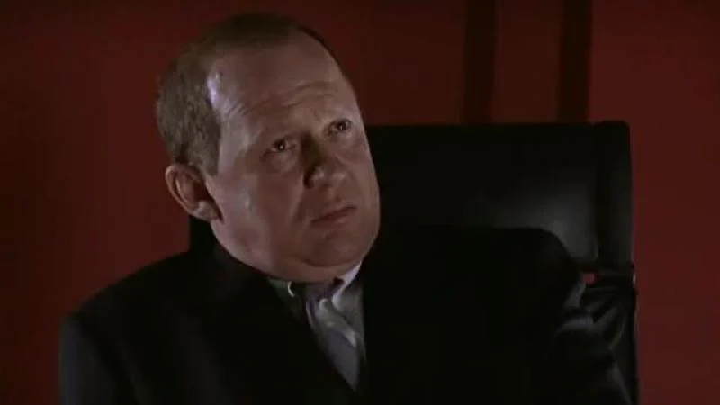 Кадры из сериала Призраки (2002)