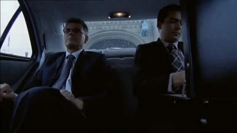 Кадры из сериала Призраки (2002)